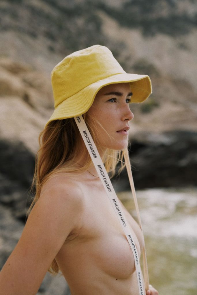 Oceane-le-Ny-by-Romain-Servens-2-768x1152-2-683x1024 Océane le Ny desnuda para Passionatte