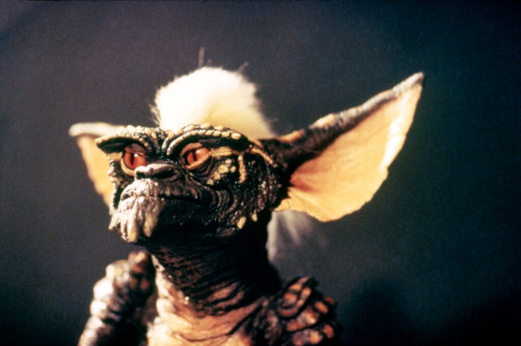 OVVSQUMH7BA3BHWMOCKCZWYNHY-1024x681 El desafío del caos: Metafísica de la inocencia y el desorden en Gremlins (1984)
