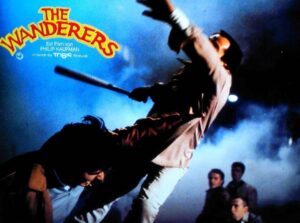 Videoclub VHS gratis ‘THE WANDERERS: LAS PANDILLAS DEL BRONX’ (1979) | La disolución de la inocencia: Retrato existencial de las pandillas en los 60s