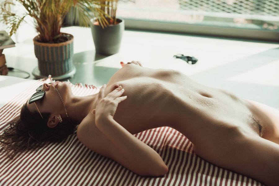 20 DESNUDOS DE HANNES WALENDY