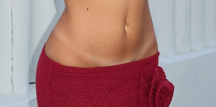 Marta Diaz desnuda su linea de tanga