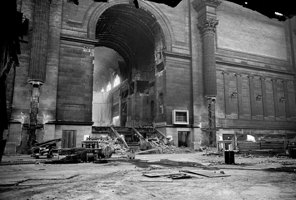 penstation_21-1024x693 De la cúpula al coliseo: la tragedia estética de la antigua Pennsylvania Station y la mutilación del espacio público en Nueva York