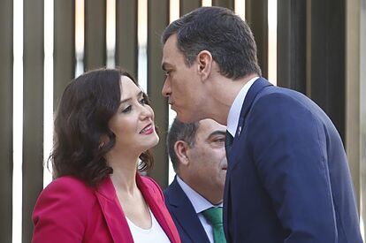 15901673389225 La patria rota: cuando la política se convierte en guerra y los medios en trincheras