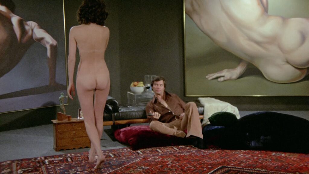 Lynn.Lowry-Mary.Woronov-Jennifer.Welles-Maureen.Byrnes_-_Sugar.Cookies.1973.1080p.Blu-ray.007-1024x576 Ver Sugar Cookies o Lesbianismo asesino (1973) | El film X de culto de Oliver Stone y La Troma
