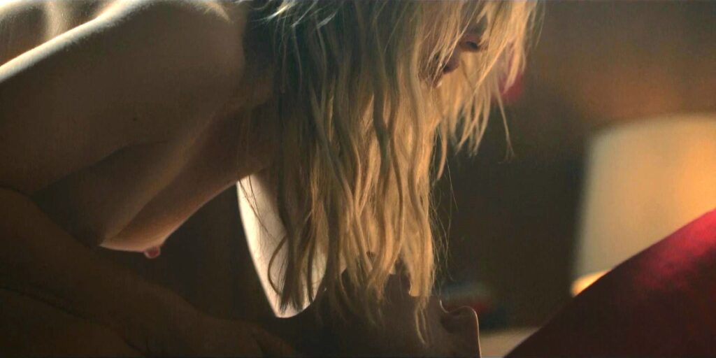 vIBLvKlJ_o-1024x512 Clara Galle desnuda sus chiqui deliciosas tetas en Olympo de Netflix
