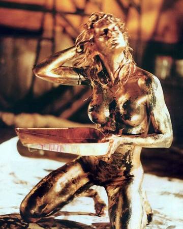486525784_1104900015011128_1078636924654410498_n Farrah Fawcett en su esplendor: fotografías deslumbrantes de los años setenta y ochenta