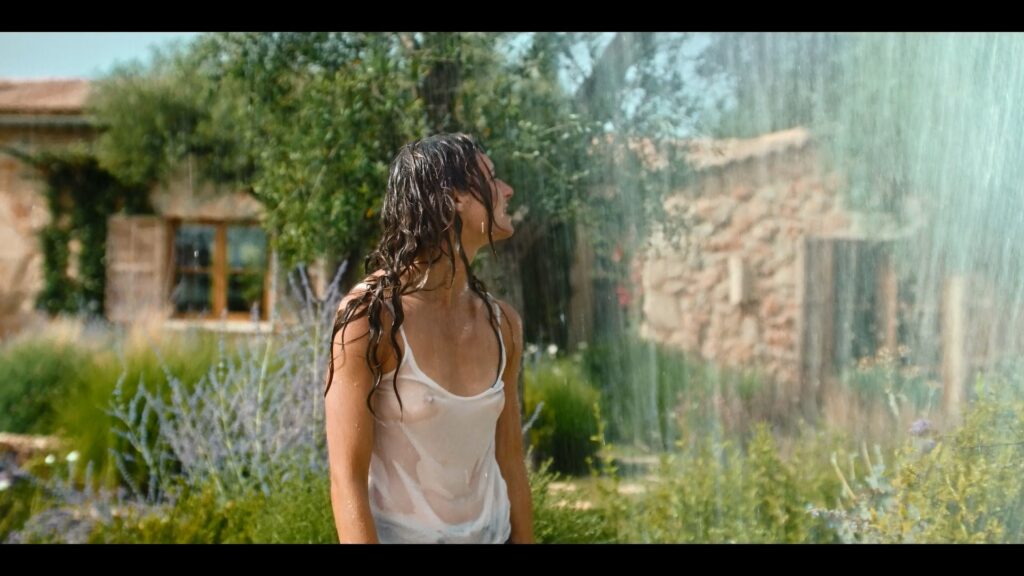 HnbbFHkE_o-1024x576 Desnudos de Fall for Me: el thriller erótico alemán que llega a Netflix en agosto de 2025