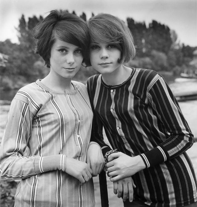 francoise-dorleac-and-catherine-deneuve-26 Hermosas fotografías de Françoise Dorléac y su hermana Catherine Deneuve en la década prodigiosa
