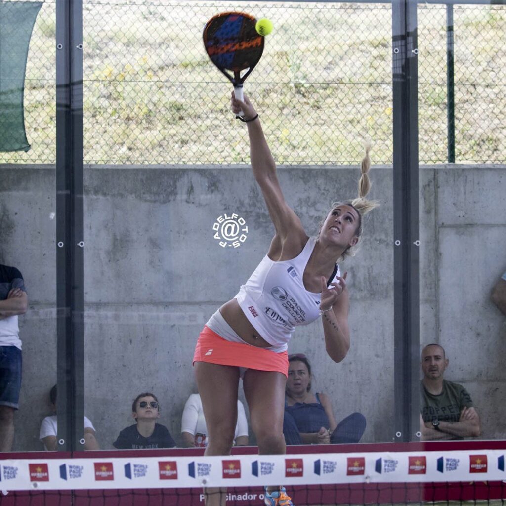 D-d7BmXX4AILkr9-1024x1024 Victoria Iglesias desnuda como reina sexy del padel