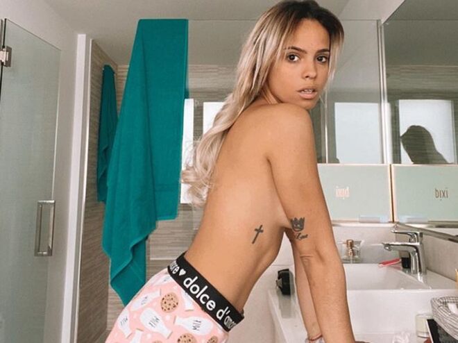 Gloria-Camila_1347175284_14915949_660x494 Gloria Camila desnuda erotismo en Supervivientes All Star 2