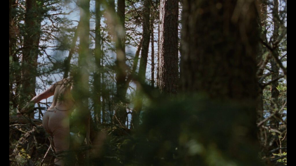 P1KUH3wB_o-1024x576 La actriz Glenn Close desnuda a sus 78 años en su nueva película: The Summer Book