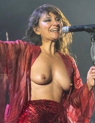 amaralsonoramap Cantantes españolas desnudas