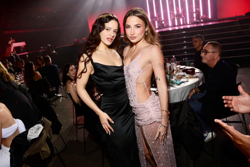 4PC3P7AP3FF25E6JZAKLMXP654-1024x683 Sofía Surferss desnuda entre tablas, tetas y pesas y bloom