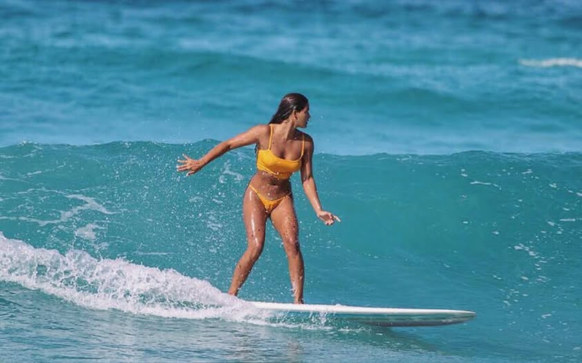 50916980_10158428068087715_3629495743078727680_n Júlia Muniz desnuda como la sirenita que incendia el mar y la pantalla