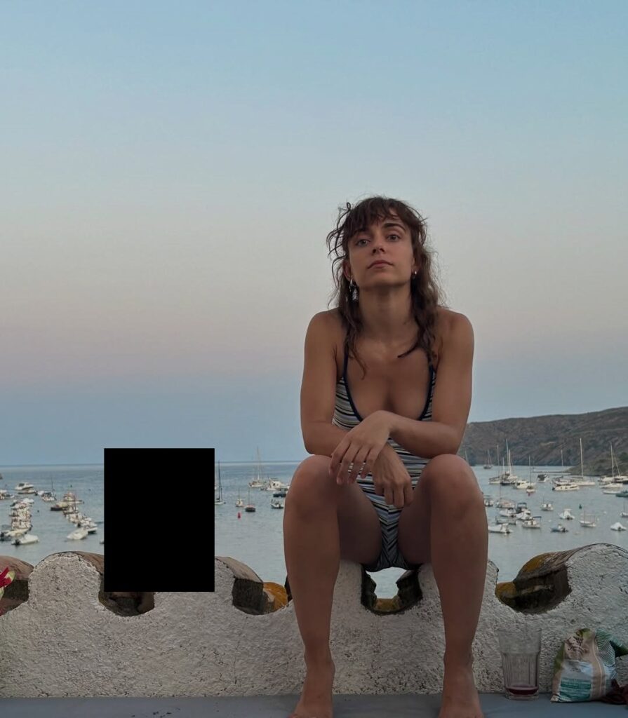 553315221_18399962689187883_8063840754423736586_n-895x1024 Fappening España desnudas y pilladas