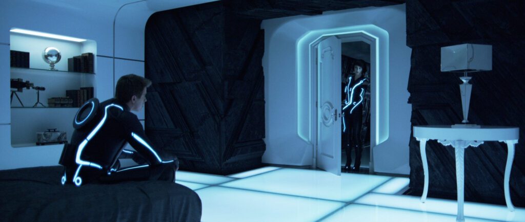 tron_legacy35-1024x434 Tron Legacy, el espejo líquido de un mito digital