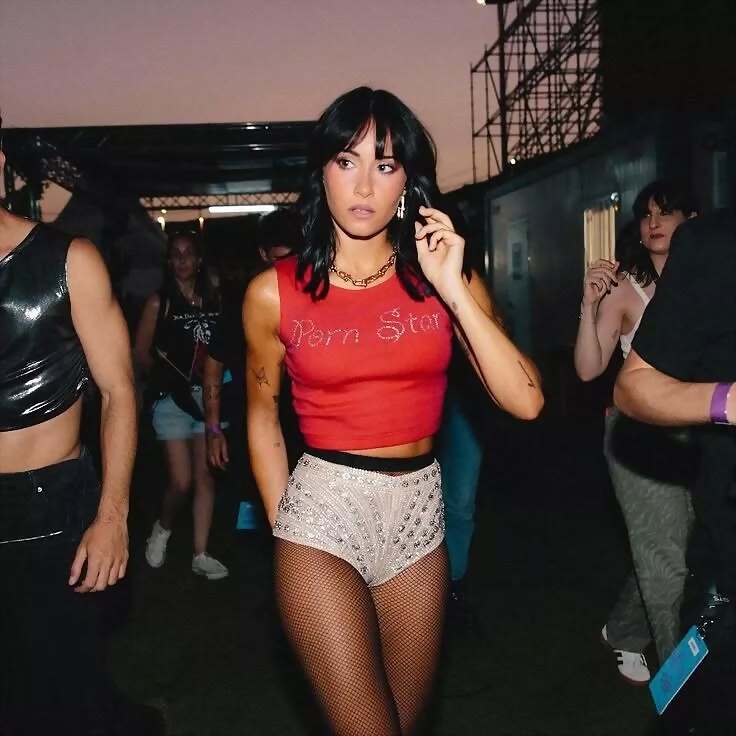 3D69CC58FF2E692090D42D6920909D Aitana OT desnuda culazo en concierto junto a Plex