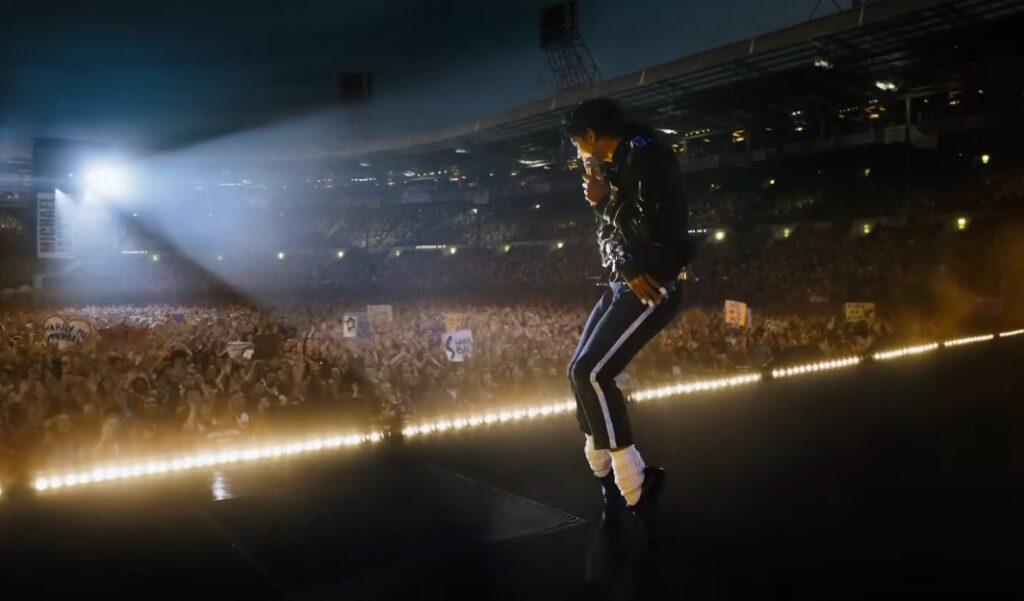 Captura-de-pantalla_8-11-2025_84920_www.youtube.com_-1024x601 Ver y descargar 'Michael' torrent y cines