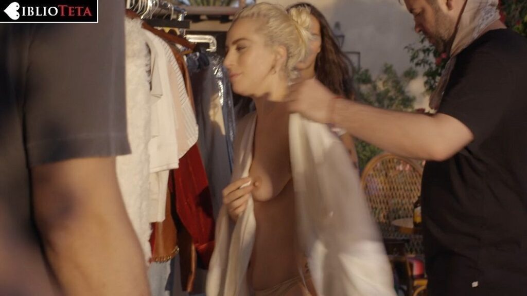 Lady-Gaga-Gaga-Five-Foot-Two-09-1024x576 El desnudo natural y documental de Lady Gaga