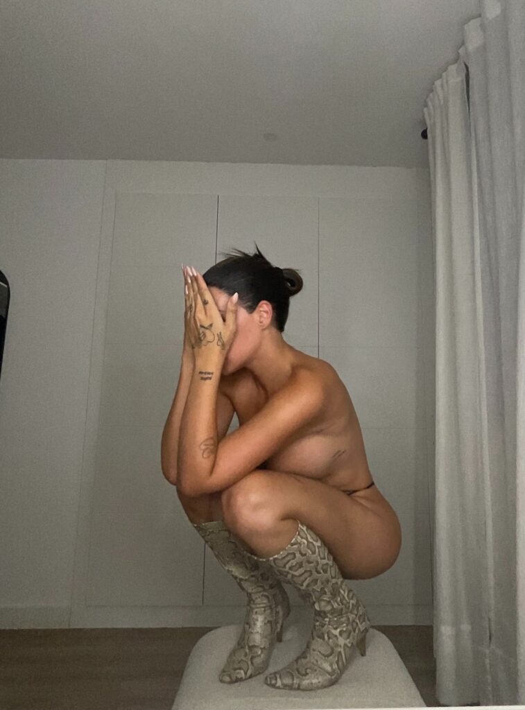 Screenshot_20250907_202439_Instagram-757x1024 Jedet al desnudo con Rosalía en la noche de la música pop