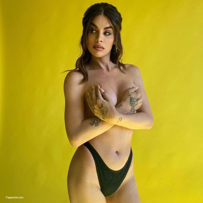 b58fb3f0 Jedet al desnudo con Rosalía en la noche de la música pop