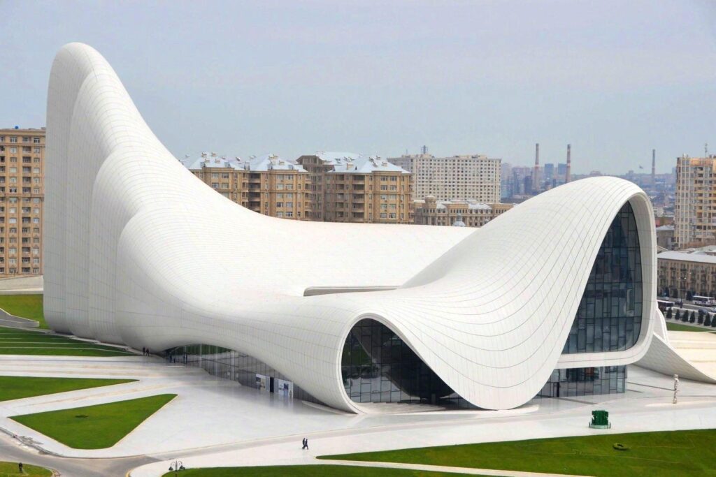 1.-Heydar-Aliyev-Centre-Baku-1024x683 La curva en el Centro Heydar Aliyev, arquitectura como gesto continuo