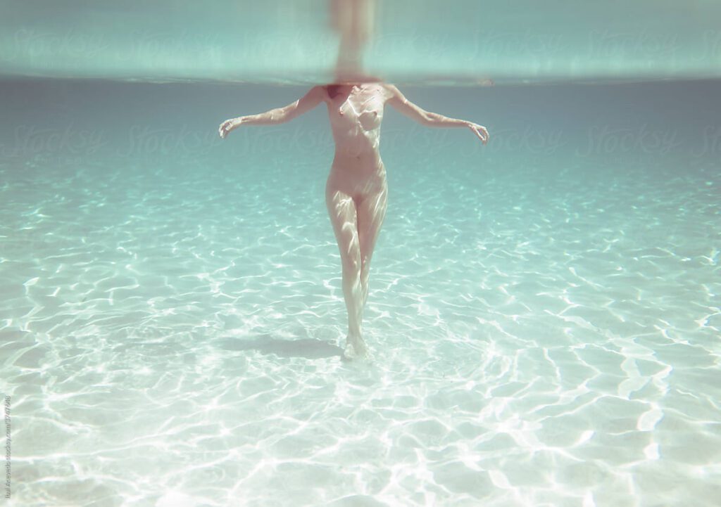 3747648-1024x721 Los misteriosos desnudos helados del lago azul de Kazán