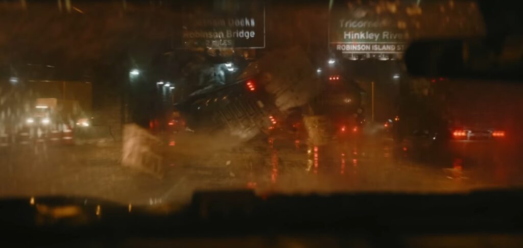 Captura-de-pantalla_20-12-2025_73322_www.youtube.com_-1024x486 La noche como materia: poesía visual y cinematografía en The Batman