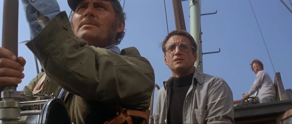 Captura-de-pantalla_23-12-2025_191754_www.youtube.com_-1024x436 El claroscuro del relato: por qué Steven Spielberg rehúye la apertura amplia en su mirada cinematográfica