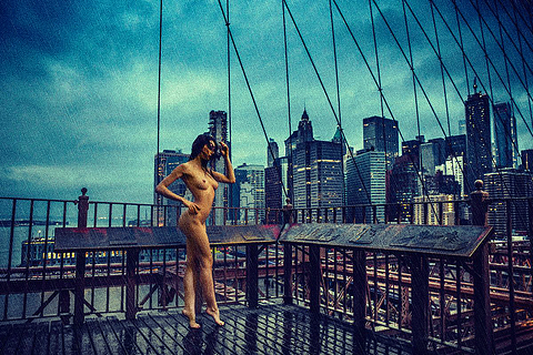 Desnudas-en-Nueva-York-90s-1 Estreno capítulo 6 | El diario robado de mis desnudos: una novela sobre la traición y la belleza