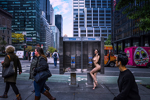 Desnudas-en-Nueva-York-90s-9 Estreno capítulo 6 | El diario robado de mis desnudos: una novela sobre la traición y la belleza