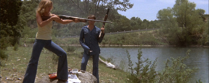 El-ex-preso-de-Corea-road-movie-1 Videoclub - 'El ex-preso de Corea' (1977) | Tarantino, Rolling Thunder y la furia primigenia: la película perdida que le enseñó a mirar cine y que por fin puede verse en CinematteFlix