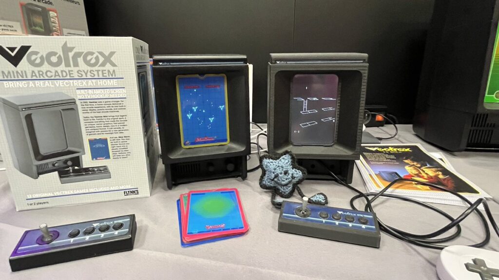 Gzol9s-XkAE2Nxr-1024x576 Vectrex, el faro vectorial que rasgaba el alma