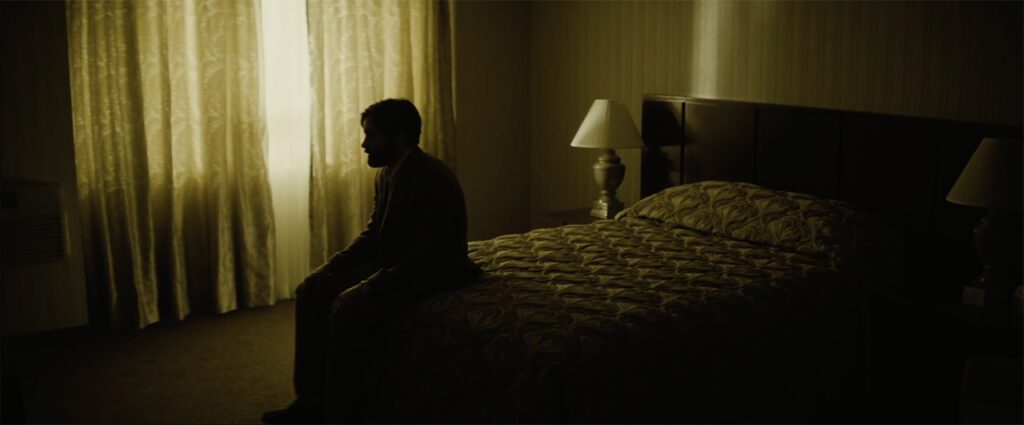 single_source_lighting-enemy-1024x425 El apagón dorado: cómo el efecto Netflix desvanece el arte de la luz en el cine