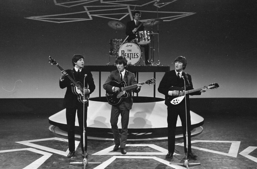 televisie-optreden_van_the_beatles_in_treslong_te_hillegom_vlnr._paul_mccartney_bestanddeelnr_916-5099-1024x675 El susurro intacto de 'Yesterday': anatomía de una balada que nunca envejece