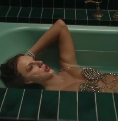 Captura-de-pantalla_11-1-2026_19453_www.youtube.com_ Análisis musical 'The fate of Ophelia' de Taylor Swift, o la madurez silenciosa del pop contemporáneo