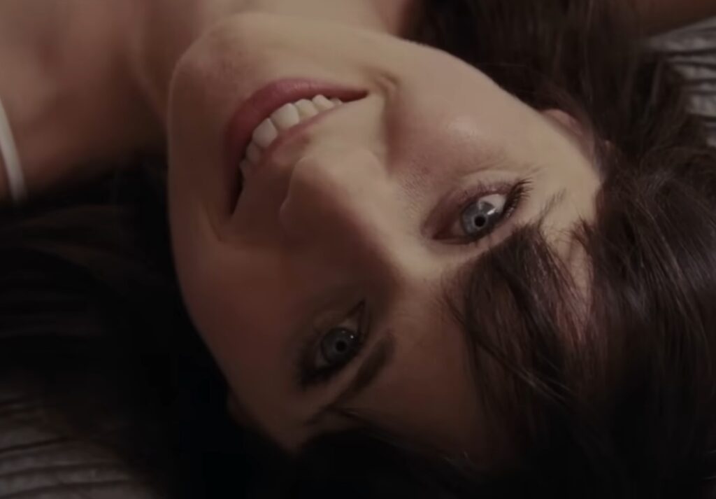 Captura-de-pantalla_11-1-2026_195140_www.youtube.com_-1-1024x713 La belleza de la mujer en el cine: rostros, escenas y el arte de ser mirada