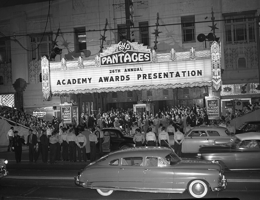 Captura-de-pantalla_16-1-2026_191213_es.wikipedia.org_ HISTORIA DE HOLLYWOOD | CAPÍTULO 4: CAÍDA DE LA EDAD DÓRADA