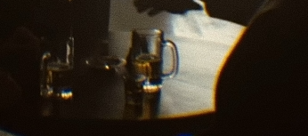 Captura-de-pantalla_8-1-2026_113013_www.youtube.com-fotor-20260108113432 Análisis de fotograma: El oeste como recuerdo: la penumbra donde muere el mito