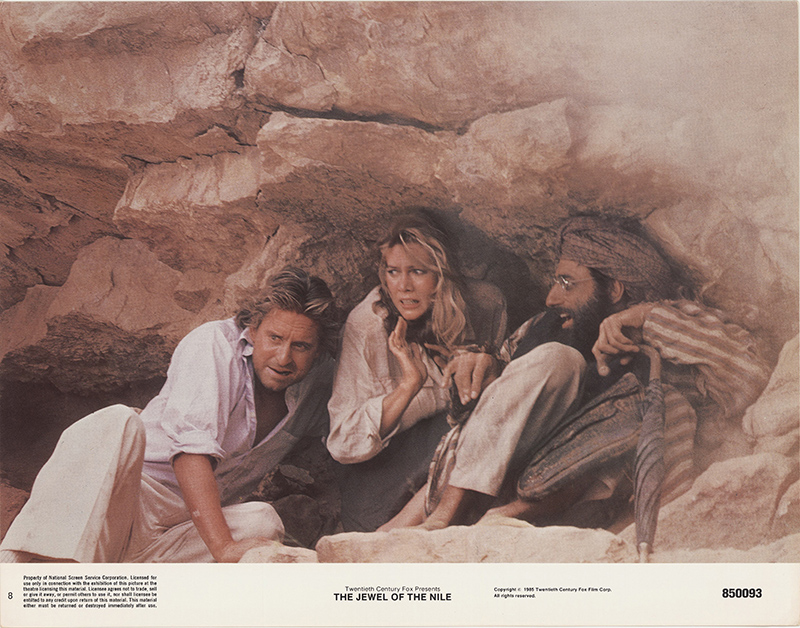 MV5BMGNkM2I3ZmMtOThiMy00MzFiLWJjYzMtYzIwNTcwN2M2ZmY2XkEyXkFqcGc@._V1_ 'La Joya Podrida del Nilo' | la gran deshonra de los 80s