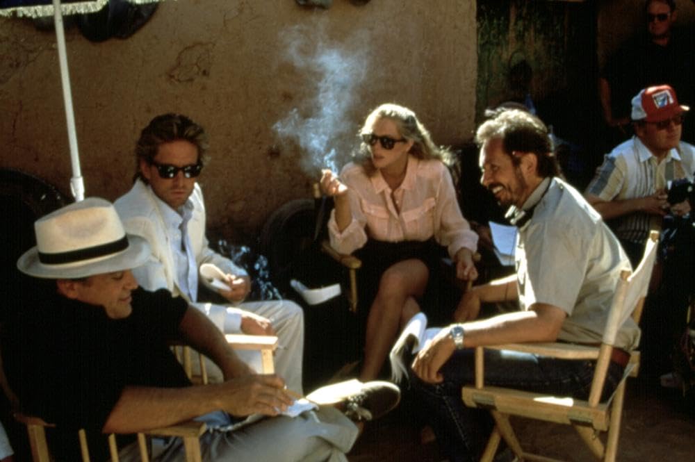 MV5BZTAxYjY4NjQtNDBiMy00MWUwLThlNGMtMDNhZmE5ZmY2MTE0XkEyXkFqcGc@._V1_FMjpg_UX1000_ 'La Joya Podrida del Nilo' | la gran deshonra de los 80s