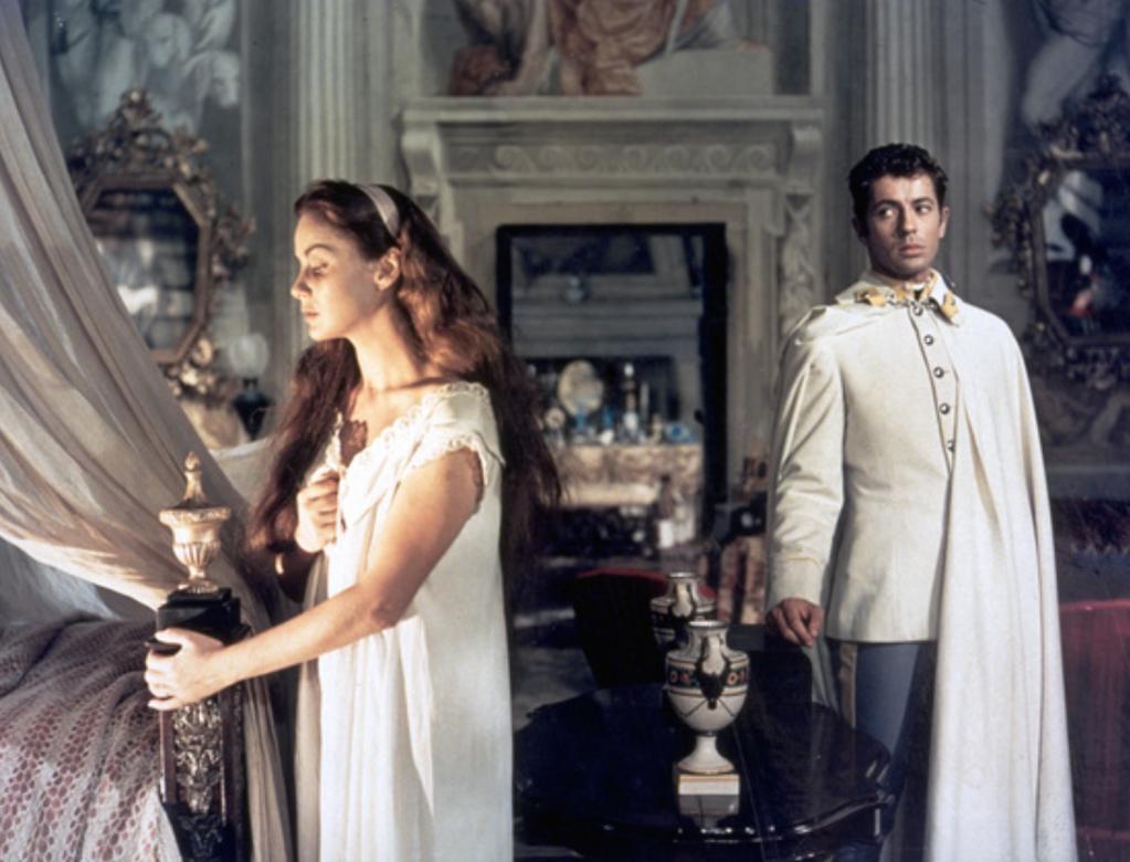 Senso-933065019-large Senso o la belleza trágica del encuadre: Visconti y el arte de mirar