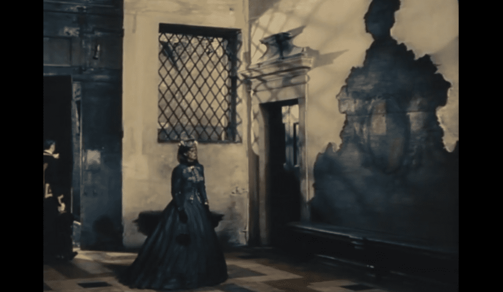 Senso-Sets-1024x594 Senso o la belleza trágica del encuadre: Visconti y el arte de mirar