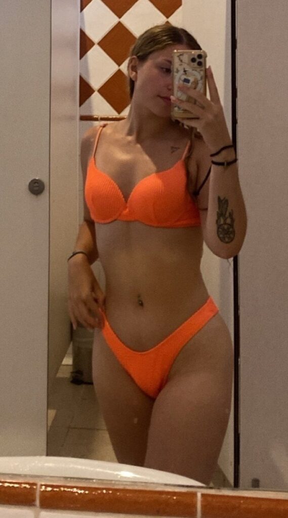 Mery Caldass desnuda cuerpo y contenido vacío en redes sociales pero que, a algunos divierte…