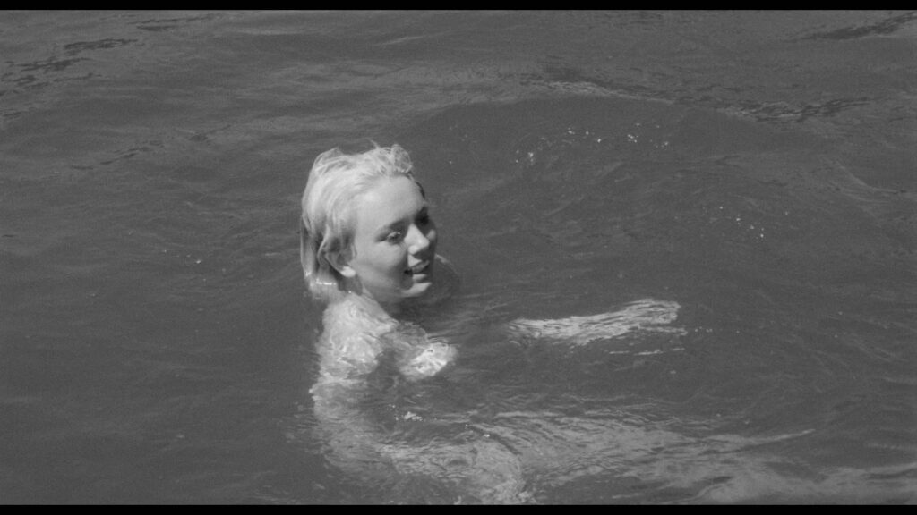 honeymoonterror3-1024x576 Desnudos, alienígenas y celuloide: la historia secreta del sexo en la ciencia ficción (1961–1989)