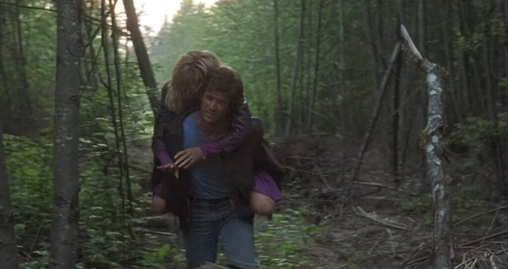 Captura-de-pantalla_6-2-2026_191759_www.youtube.com_-1024x544 Cuando la imagen perdió su peso: del volumen físico de John Badham a la planicie digital de David Mackenzie