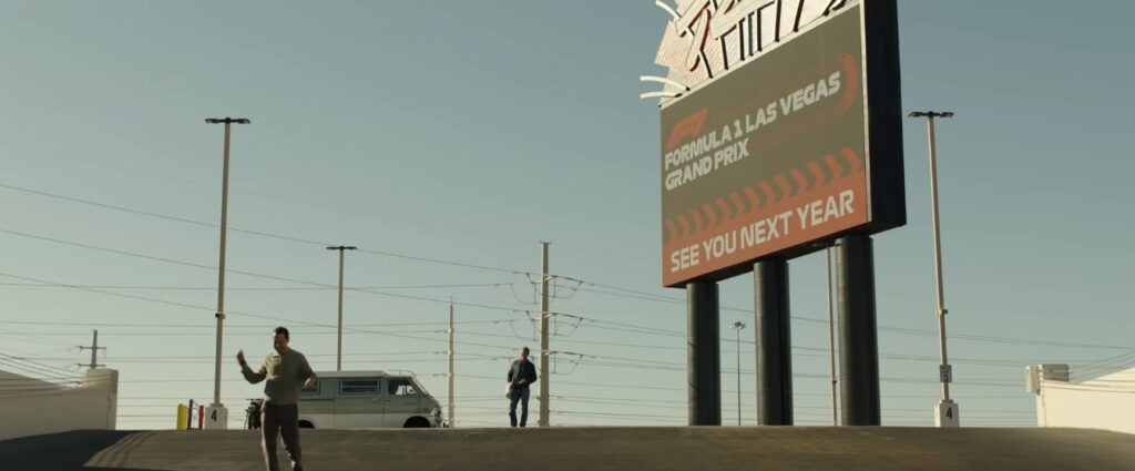 Captura-de-pantalla_8-2-2026_9185_www.youtube.com_-1024x425 Velocidad esculpida en luz: la sinfonía visual de Kosinski en F1