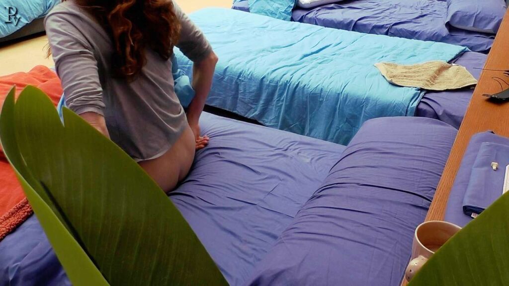 DkxnsRpj_o-fotor-20260217202230-1024x576 Mujeres de reality desnudas: el erotismo televisado y su impacto en la audiencia | Supervivientes, Los vecinos de la casa de al lado, LIDLT, Gran Hermano, Secret Story...