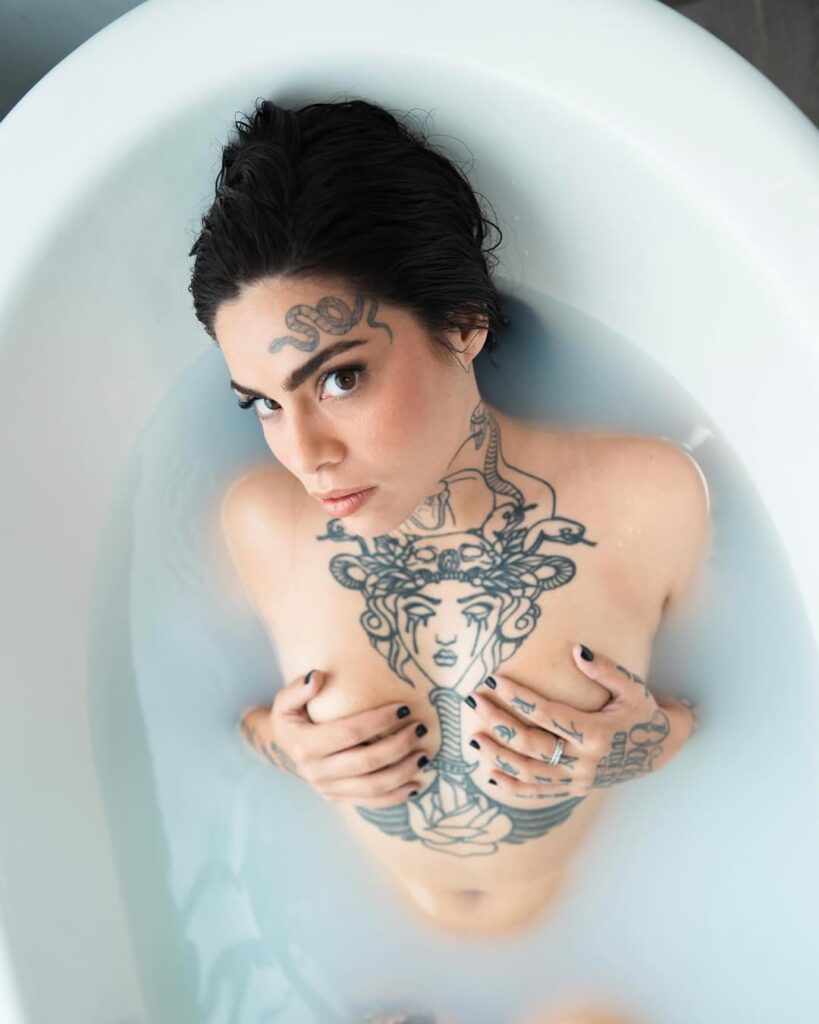 ptazeta_-20260226-0019-819x1024 El flujo volcánico de Ptazeta al desnudo: más allá del género y la frontera