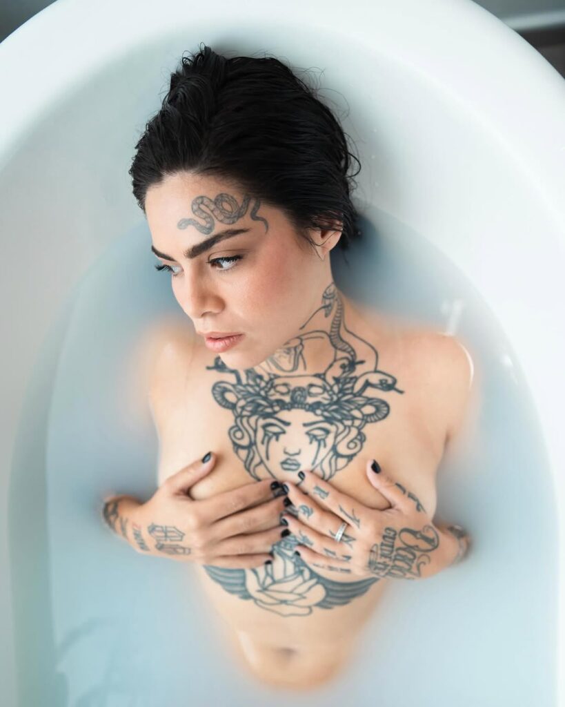 ptazeta_-20260226-0020-819x1024 El flujo volcánico de Ptazeta al desnudo: más allá del género y la frontera